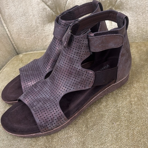 Pierre Dumas Metallic Brown Sandals Size 7 1/2 - Picture 3 of 4